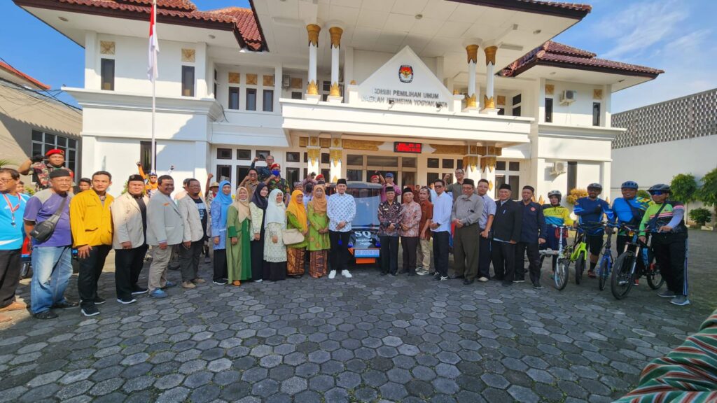 NA DIY Dampingi Syauqi Soeratno Mendaftar ke KPU