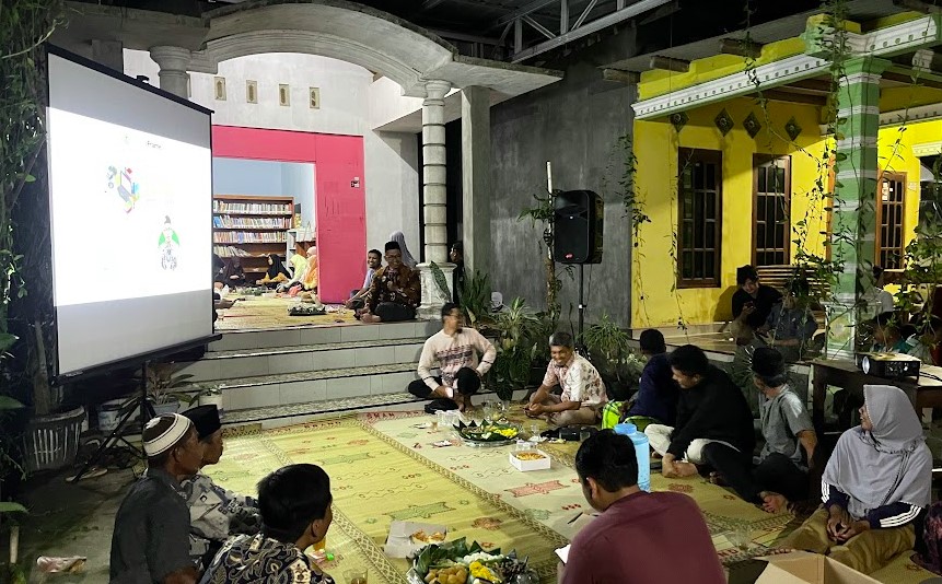 DISKUSI LITERASI BERSAMA RUMAH LITERASI NASYIAH (RALINA) KULONPROGO 21