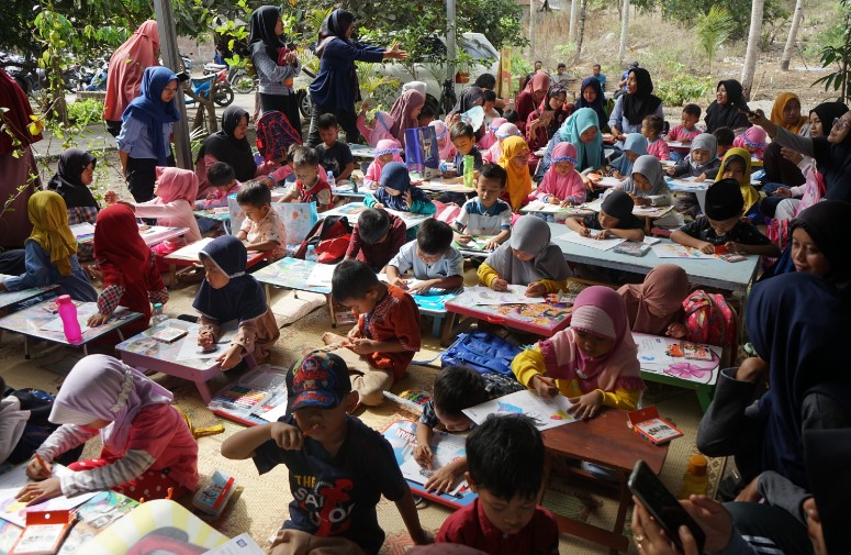 RALINA KULONPROGO GIAT LITERASI BERSAMA PENERBIT ERLANGGA 1